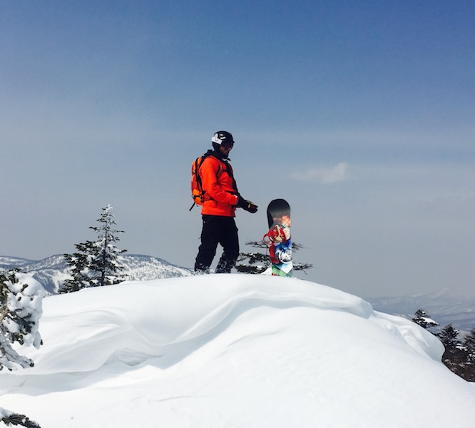 Donny_Snowboarding_mountain_The_Nomadic_Physio